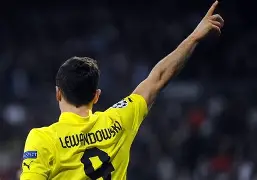 Doinb巅峰对决，莱万多夫斯基与50激战美国队分钟，精彩发挥胜负难料！的简单介绍